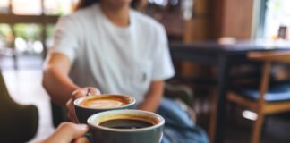 10 creme per caffè salutari a base vegetale (che puoi ordinare su Amazon!)