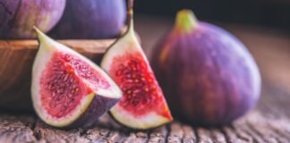 Fatti nutrizionali e benefici per la salute dei frutti di fichi