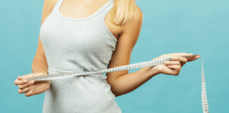 Importanza di scrivere una dieta quotidiana per perdere peso