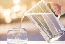 7 principali benefici dell’acqua per il corpo: perché dovresti bere acqua